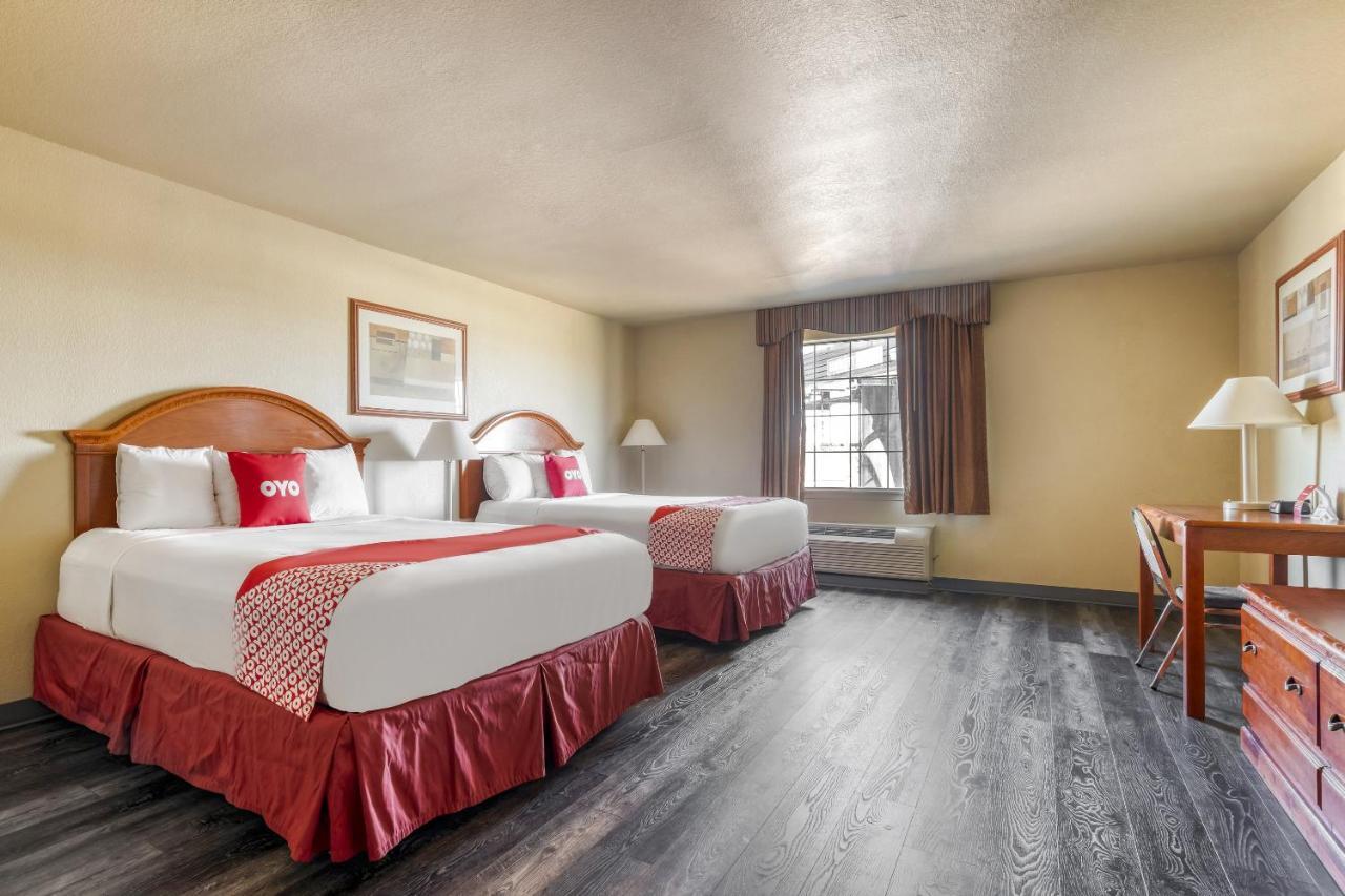Oyo Townhouse Wichita Falls West Экстерьер фото