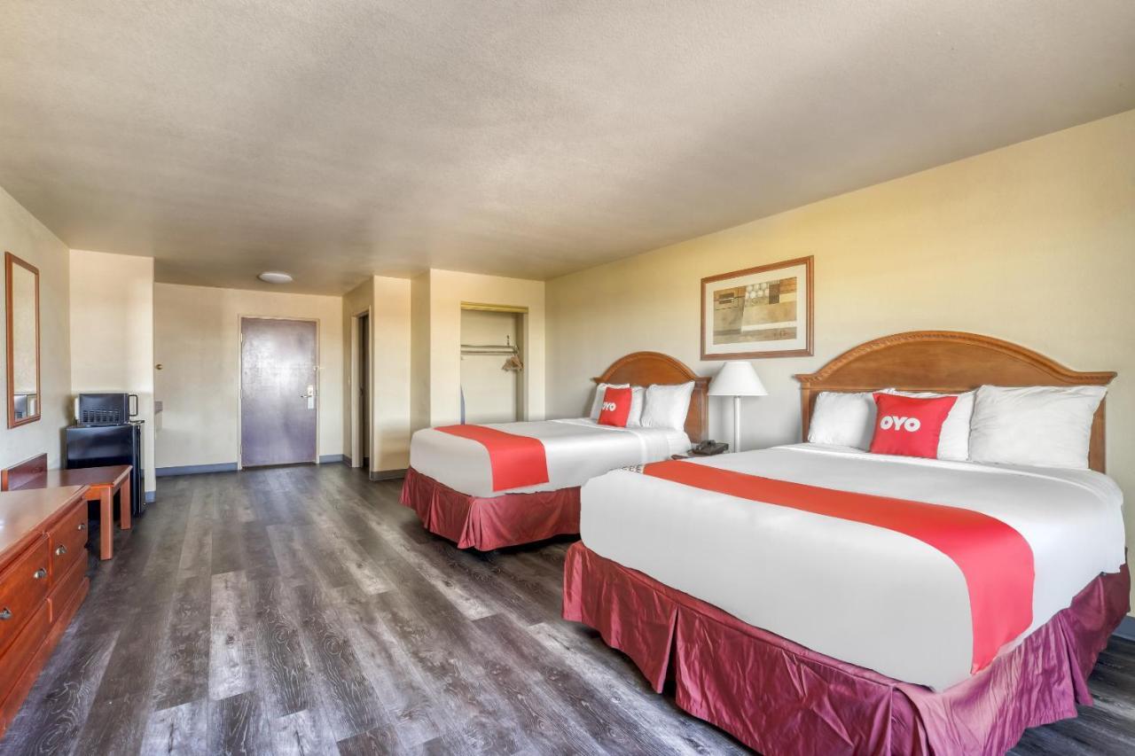 Oyo Townhouse Wichita Falls West Экстерьер фото