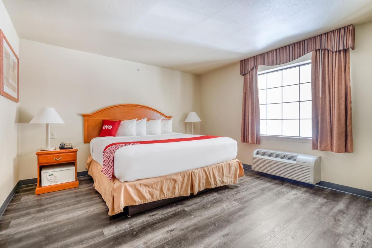 Oyo Townhouse Wichita Falls West Экстерьер фото