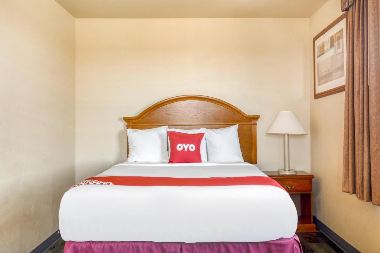 Oyo Townhouse Wichita Falls West Экстерьер фото